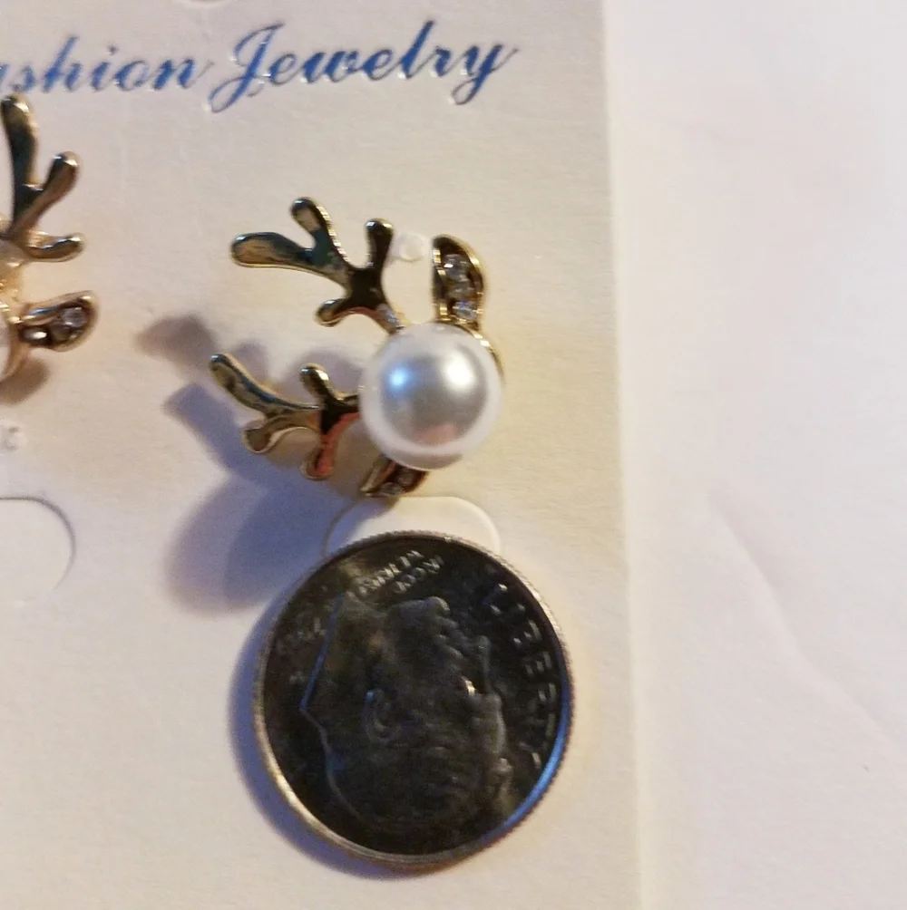 N/A faux pearl